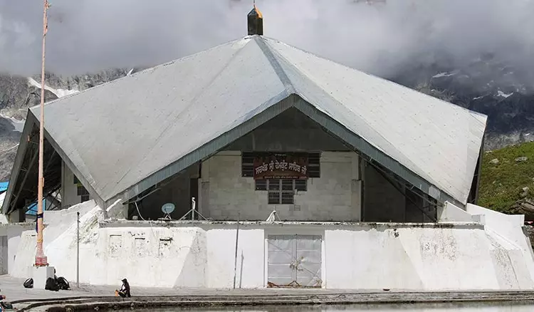 hemkund-sahib-trek